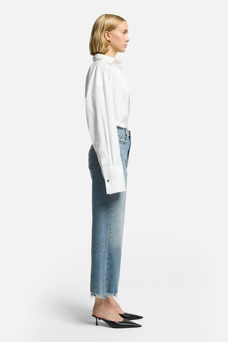Luxe Vintage Ultra High Rise Cropped Jo in Walk