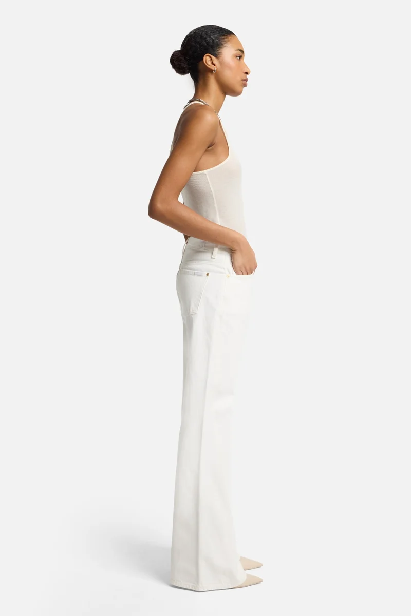 Slim Illusion Twisted Seam Spencer Flare in Milky Way