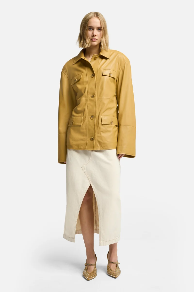 Sahariana Leather Cropped Trench in Honey