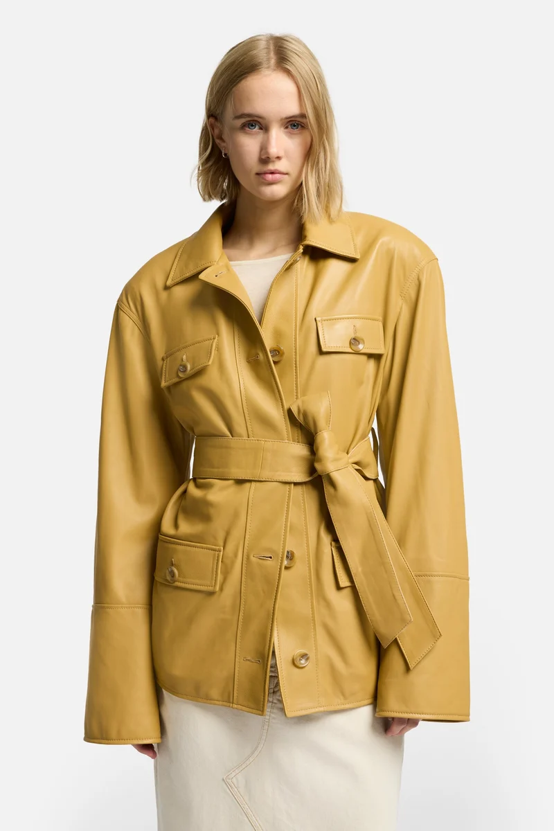 Sahariana Leather Cropped Trench in Honey