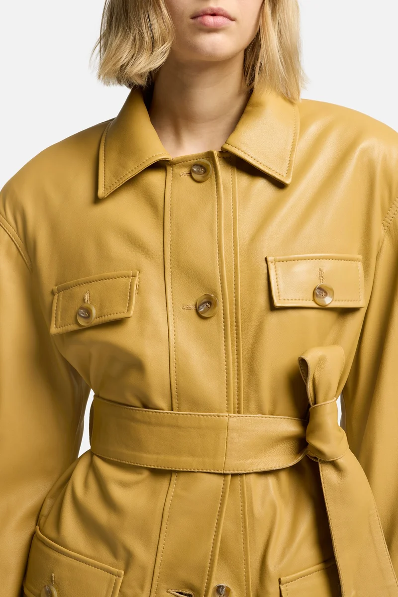 Sahariana Leather Cropped Trench in Honey