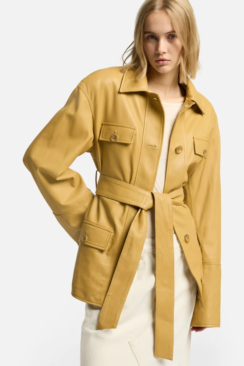 Sahariana Leather Cropped Trench in Honey