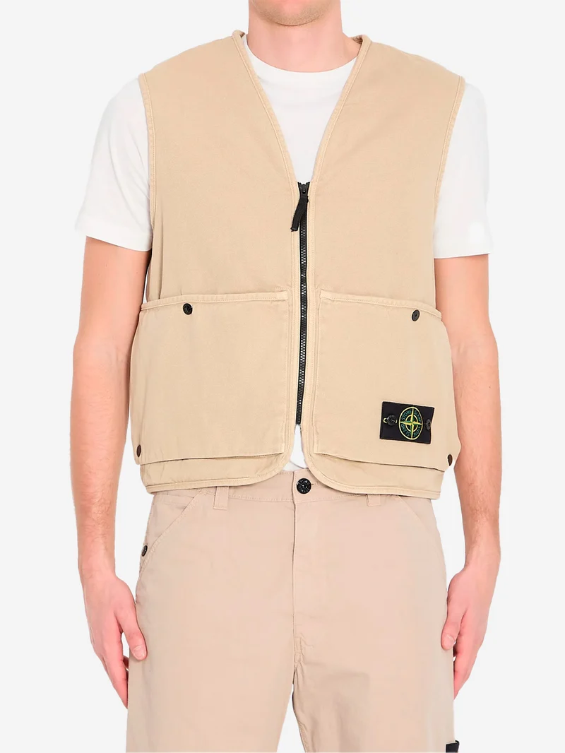 Gilet beige con zip e tasche e badge