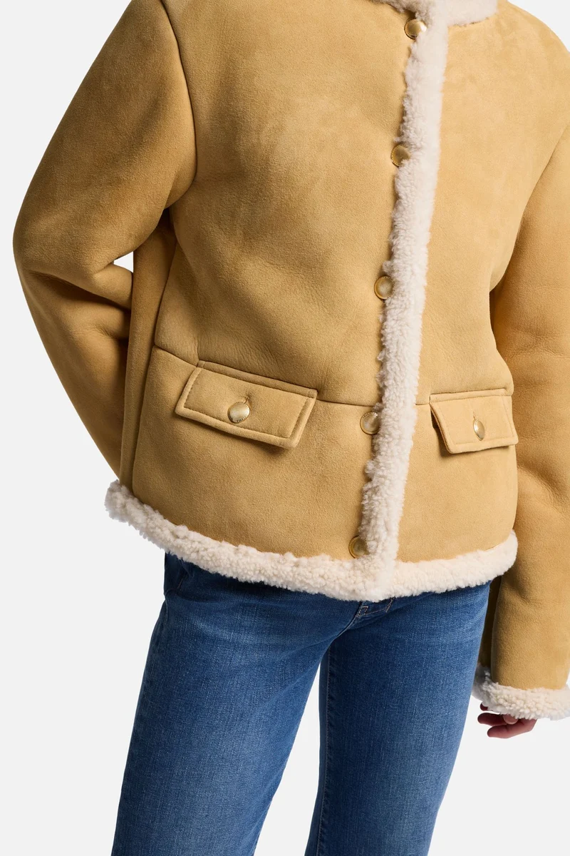 Cropped Shearling Jacket in Porcini