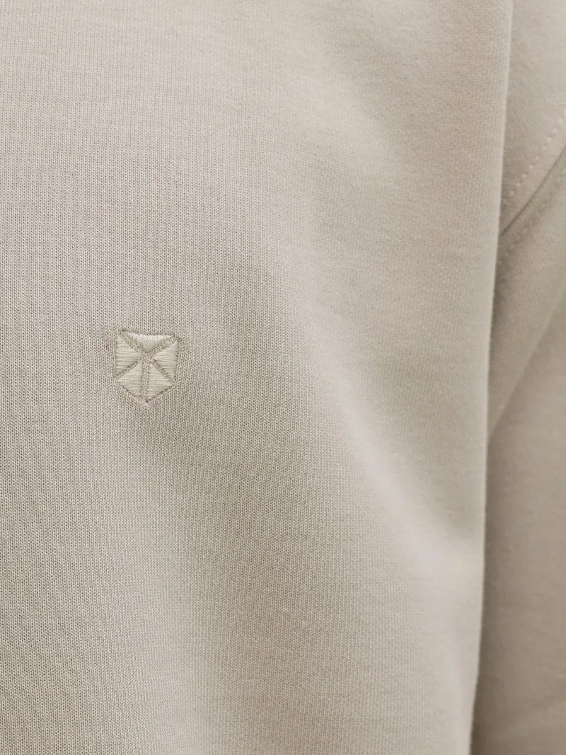 JPRBLAETHAN SS LOGO TEE SN, Ancient Scroll