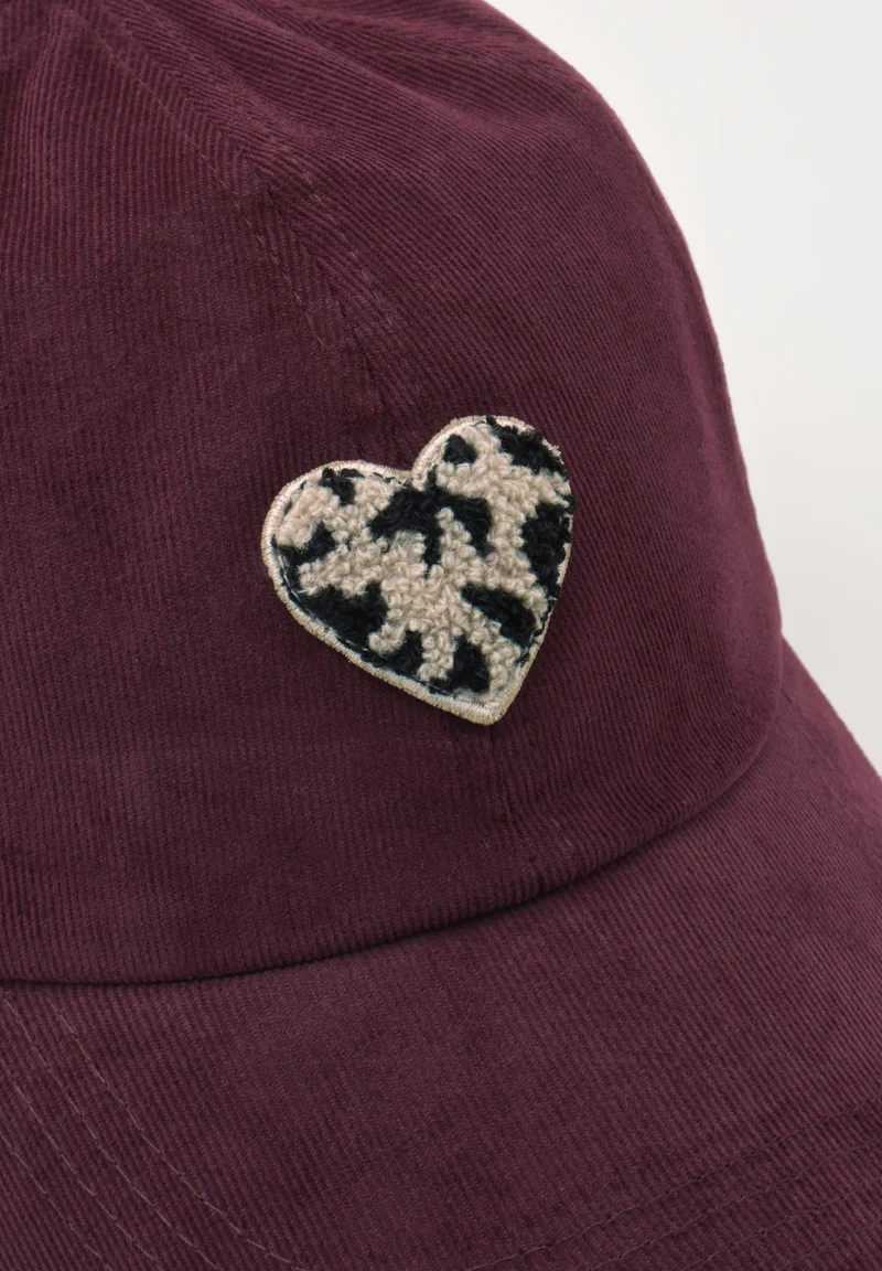 Studio_Fine Corduroy Cap with, very berry