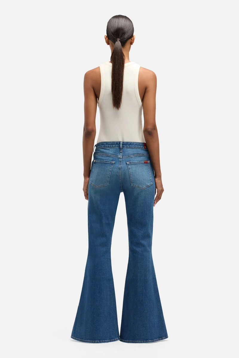 Slim Illusion The Bell in Retro Fade
