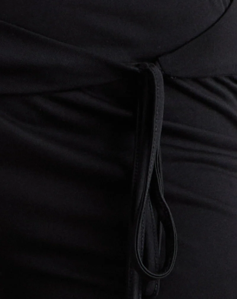 Donata-Hose in Schwarz mit Gürtel