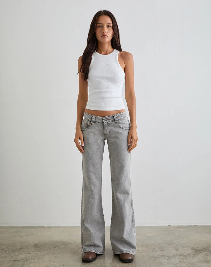 Jeans mit niedriger Leibhöhe und ausgestelltem Bein in gebleichtem Grau