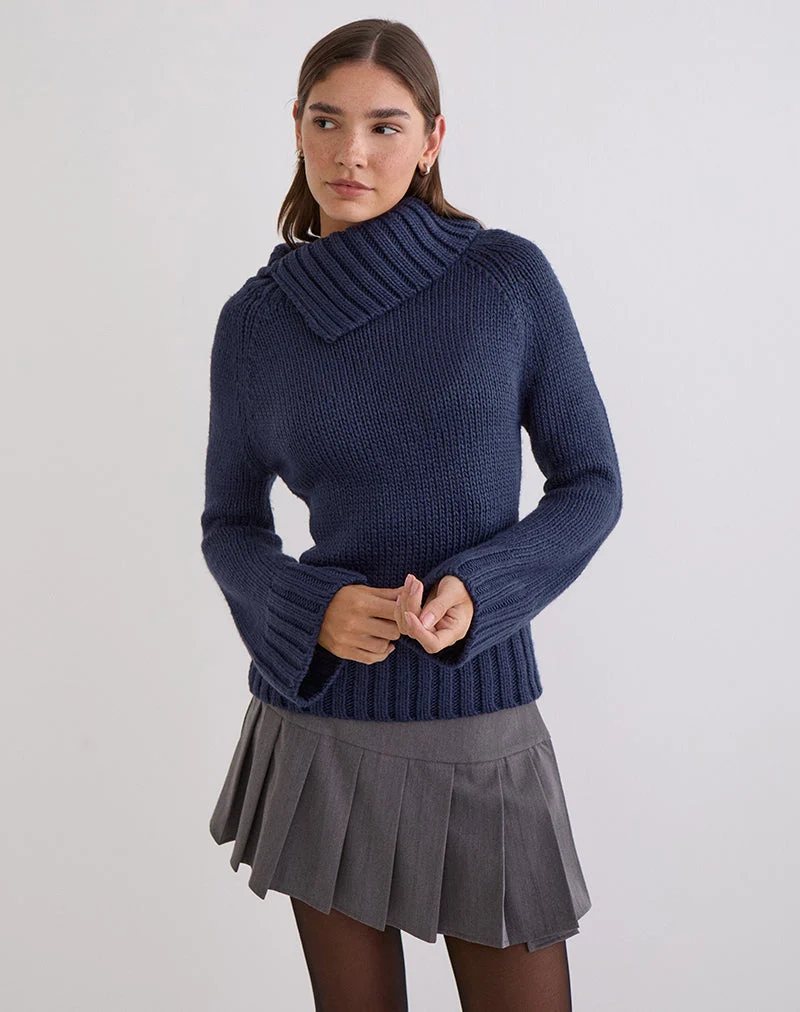 Dajah Umschlagpullover aus Strick in Marineblau