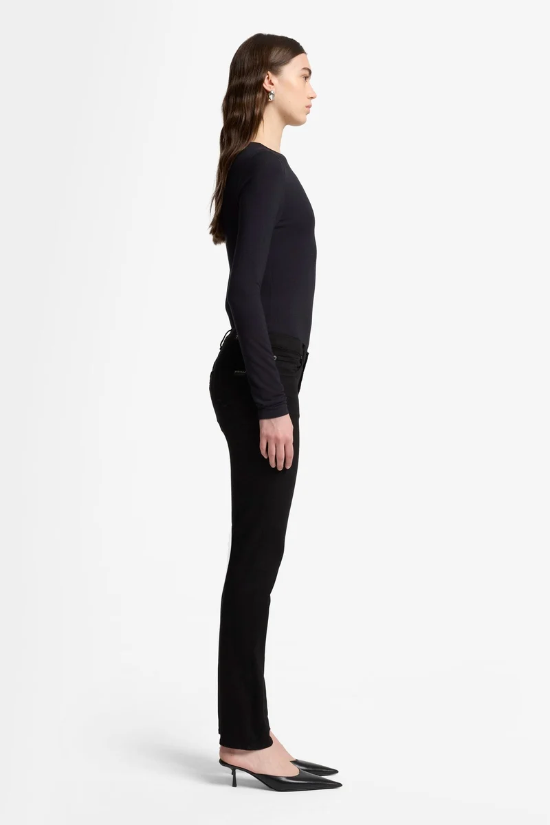ROXANNE in B(air) Rinsed Black