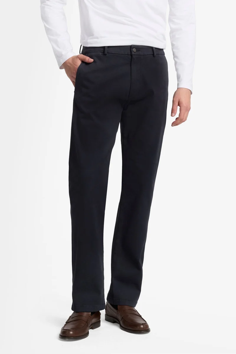 STRAIGHT CHINO in Luxe Performance Sateen Vulcan
