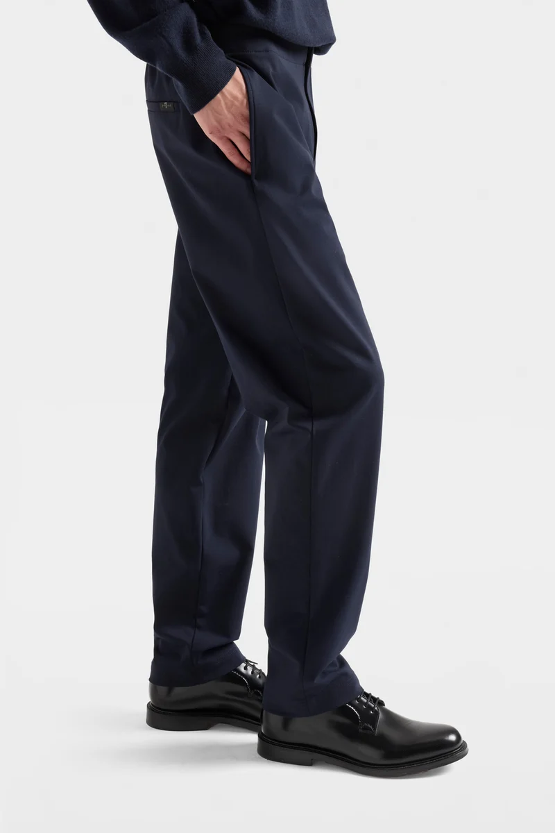 THE STRAIGHT in Luxe Performance Knit Navy