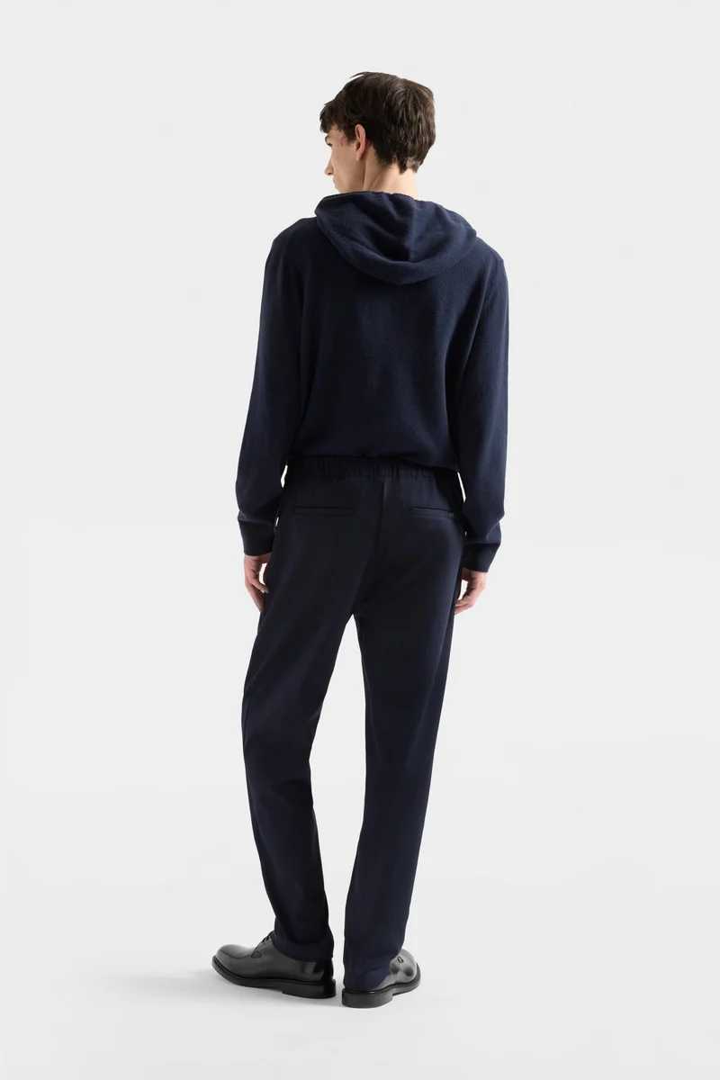 THE STRAIGHT in Luxe Performance Knit Navy