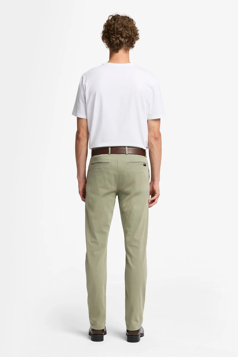 SLIMMY CHINO in Luxe Performance Sateen Russel