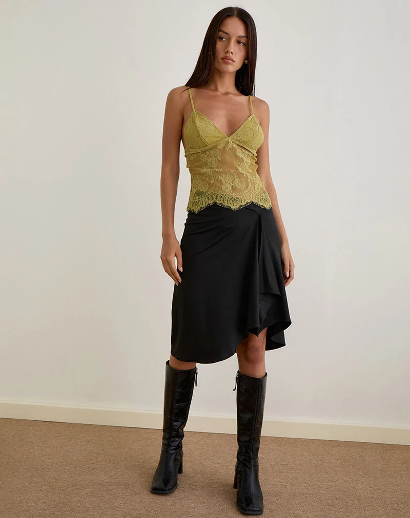Kaika Plunge Cami Top in Wimpernspitze Chartreuse
