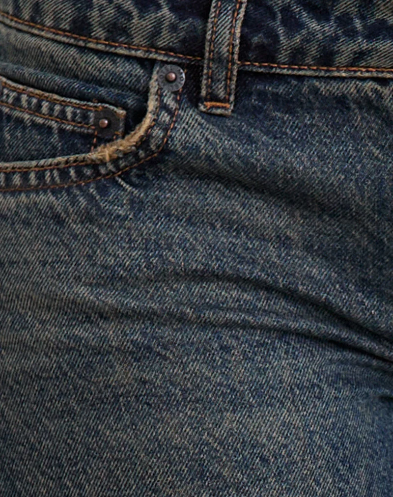 Extra niedrig geschnittene Schlagjeans in Dirty Green