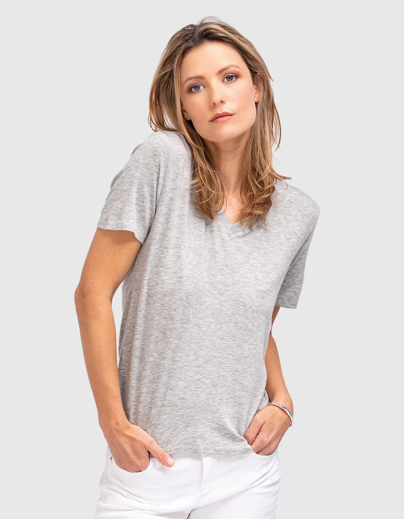 T-Shirt mit V-Ausschnitt