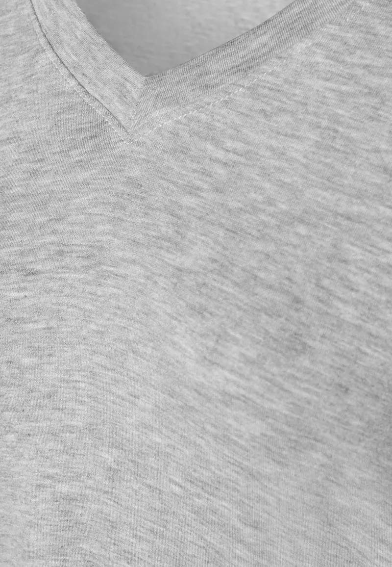 T-Shirt mit V-Ausschnitt