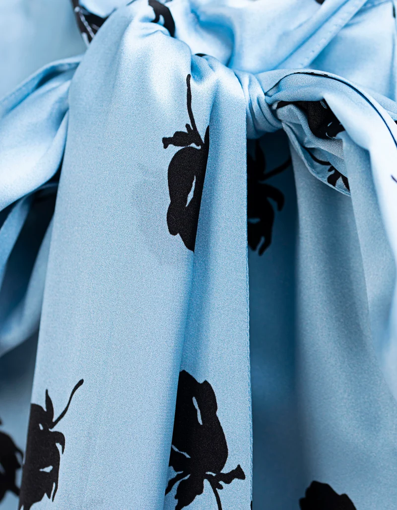 Seiden-Mix Neckholder-Top mit Schleifen-Detail