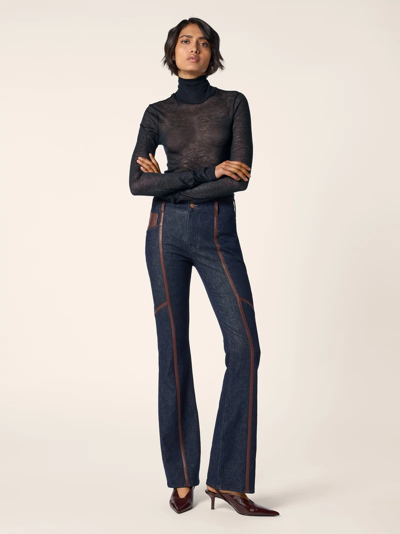 Light Cashmere Jersey Turtleneck
