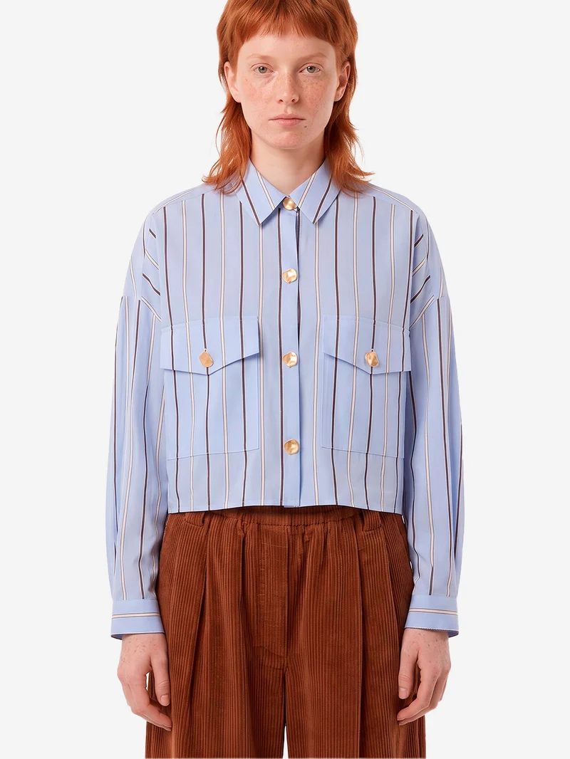 Camicia celeste a righe con tasche e bottoni gioiello