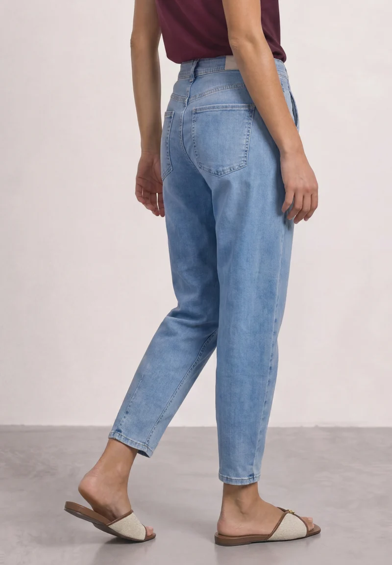 Style Karlie Barrel,hw,light b, Light Blue Wash
