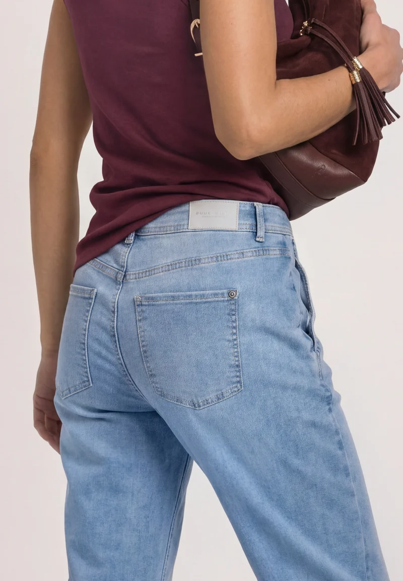 Style Karlie Barrel,hw,light b, Light Blue Wash