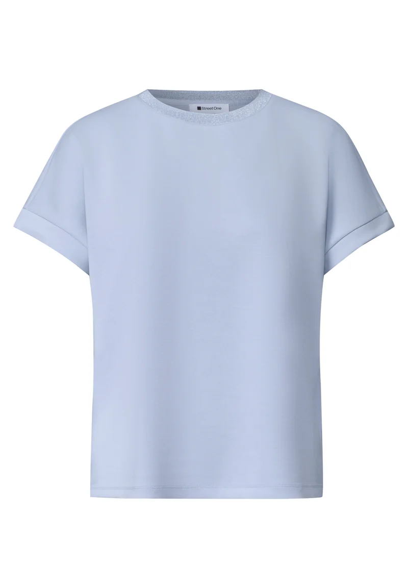 silk look shirt w.shiny collar, whispery blue
