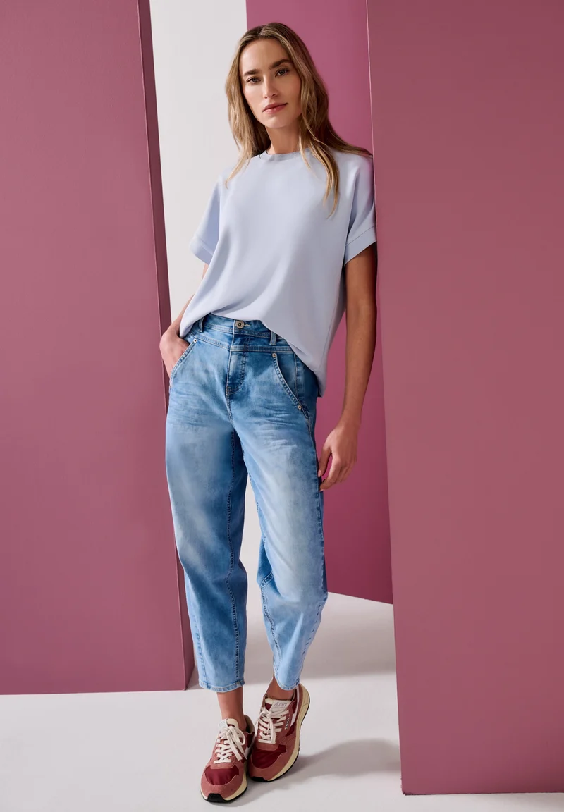 silk look shirt w.shiny collar, whispery blue