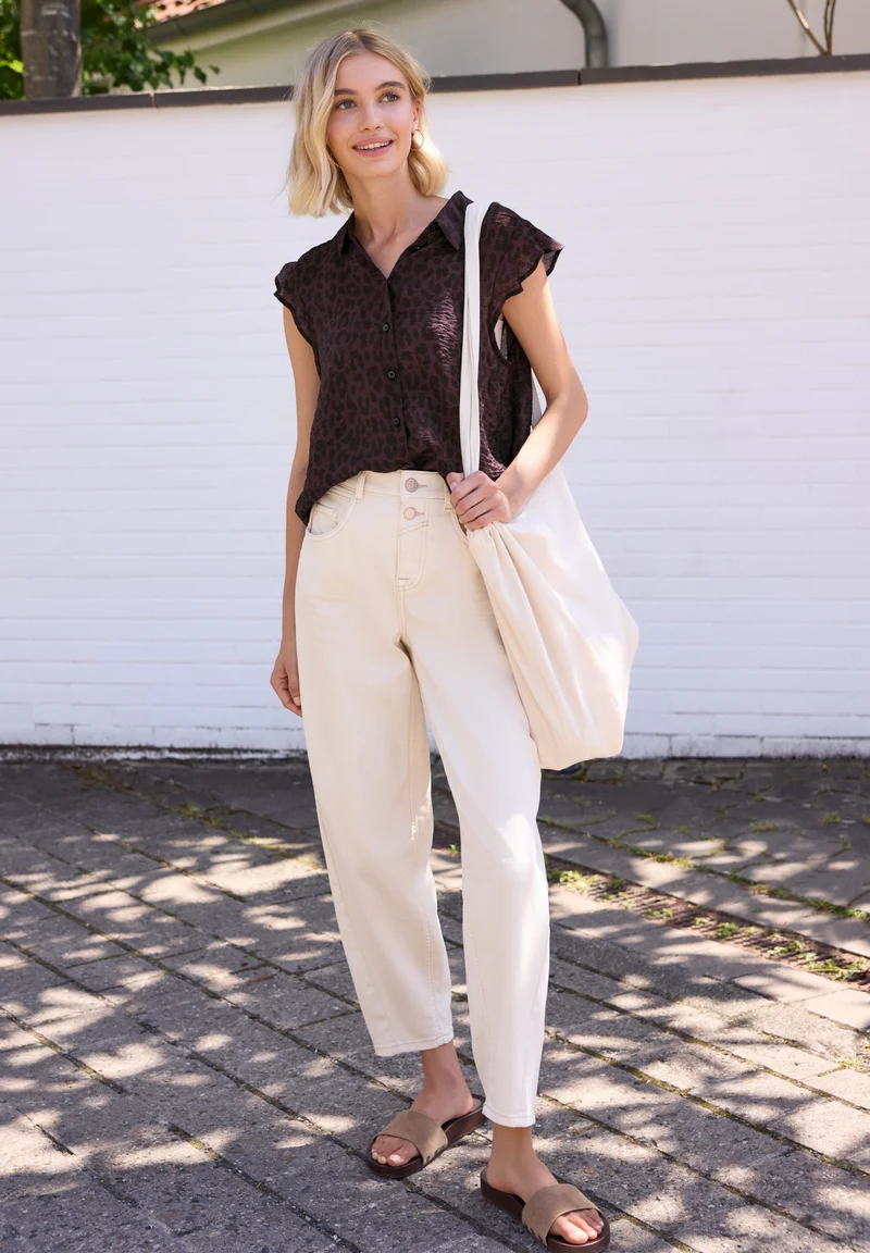 Studio_Shirtcollar blousetop w, very berry