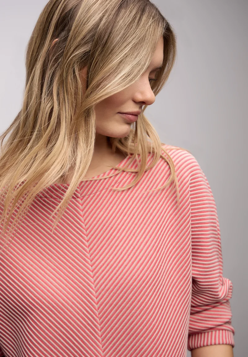 LTD QR 2-color yds structure s, striking coral