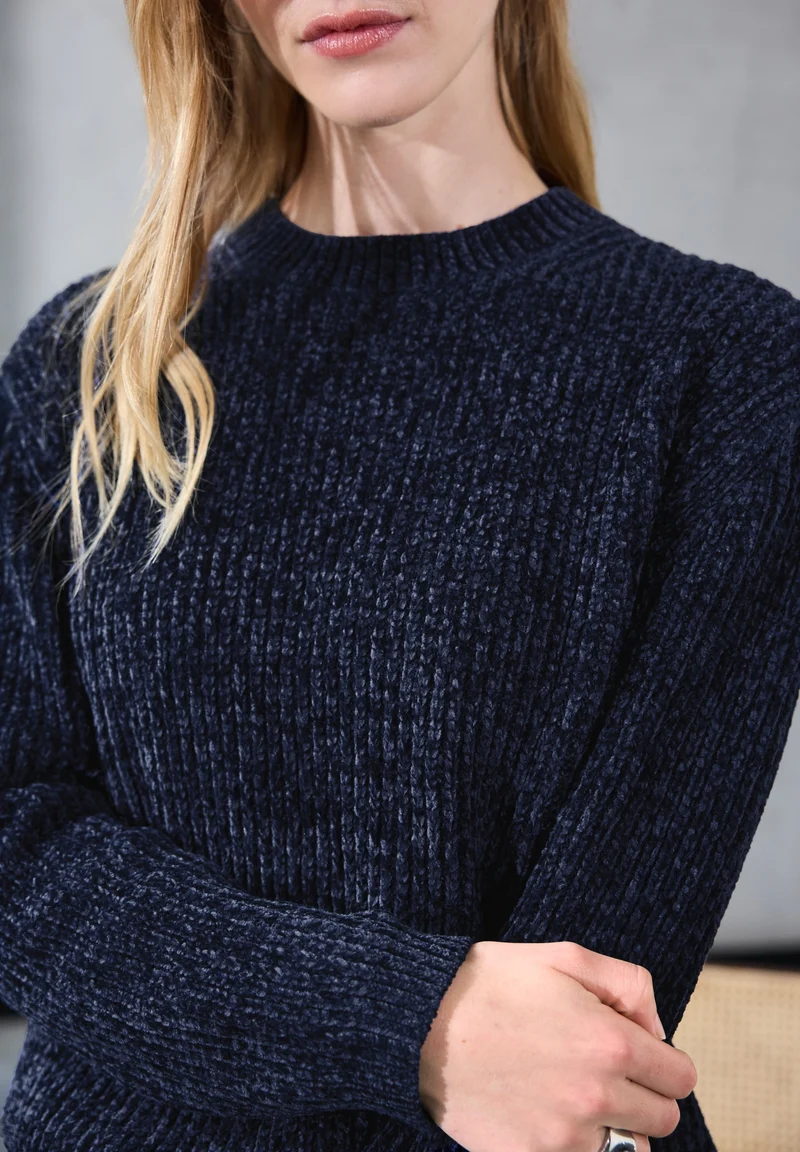 LTD QR Studio_chenille sweater, amethyst night blue