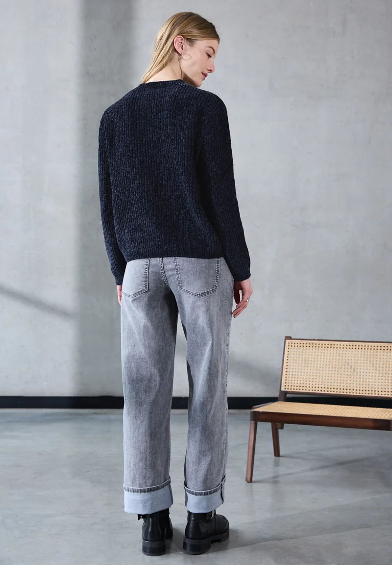 LTD QR Studio_chenille sweater, amethyst night blue