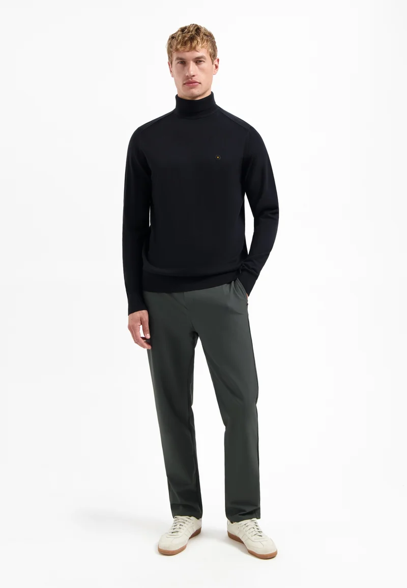 Pullover Roll Neck, Black
