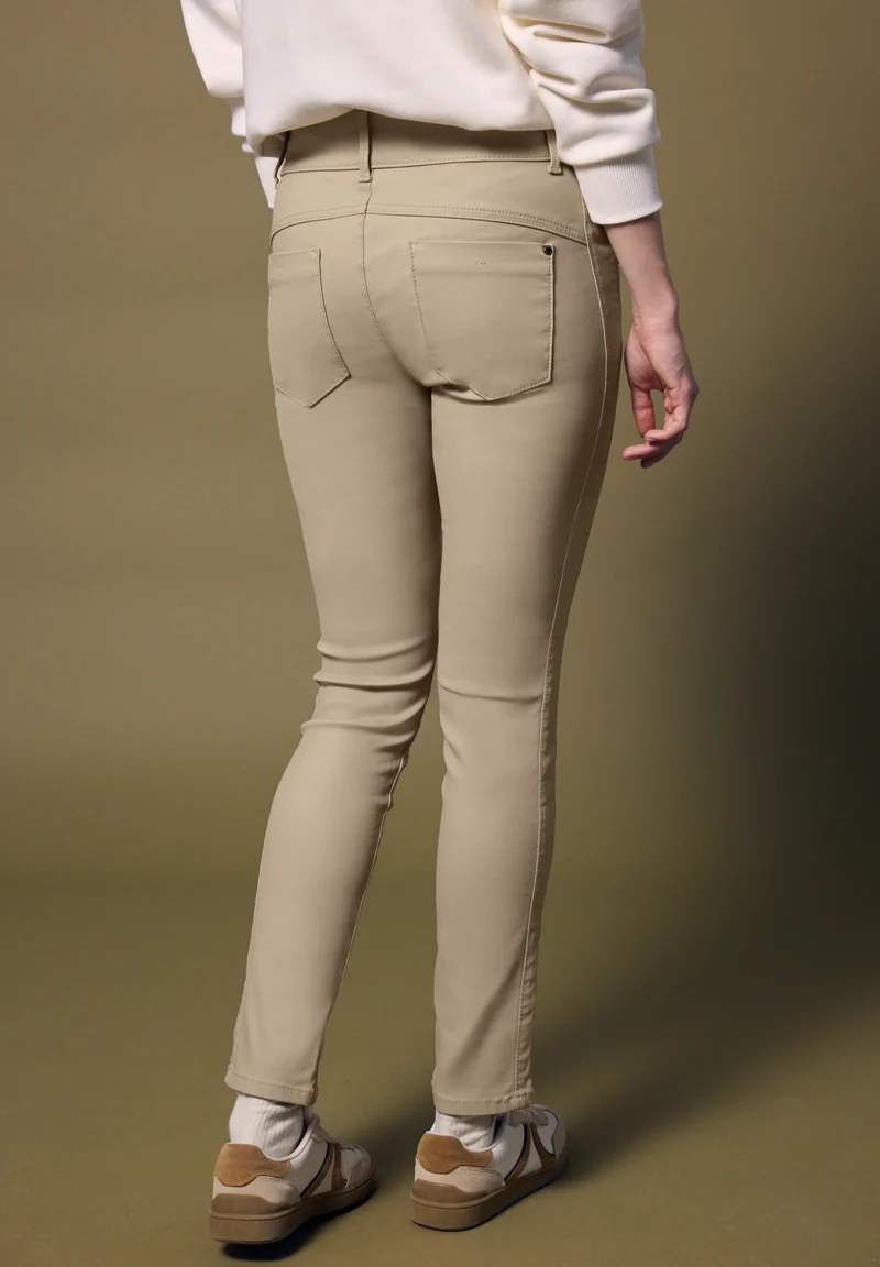 LTD QR_Studio_Slim Fit Coating, dark morn beige