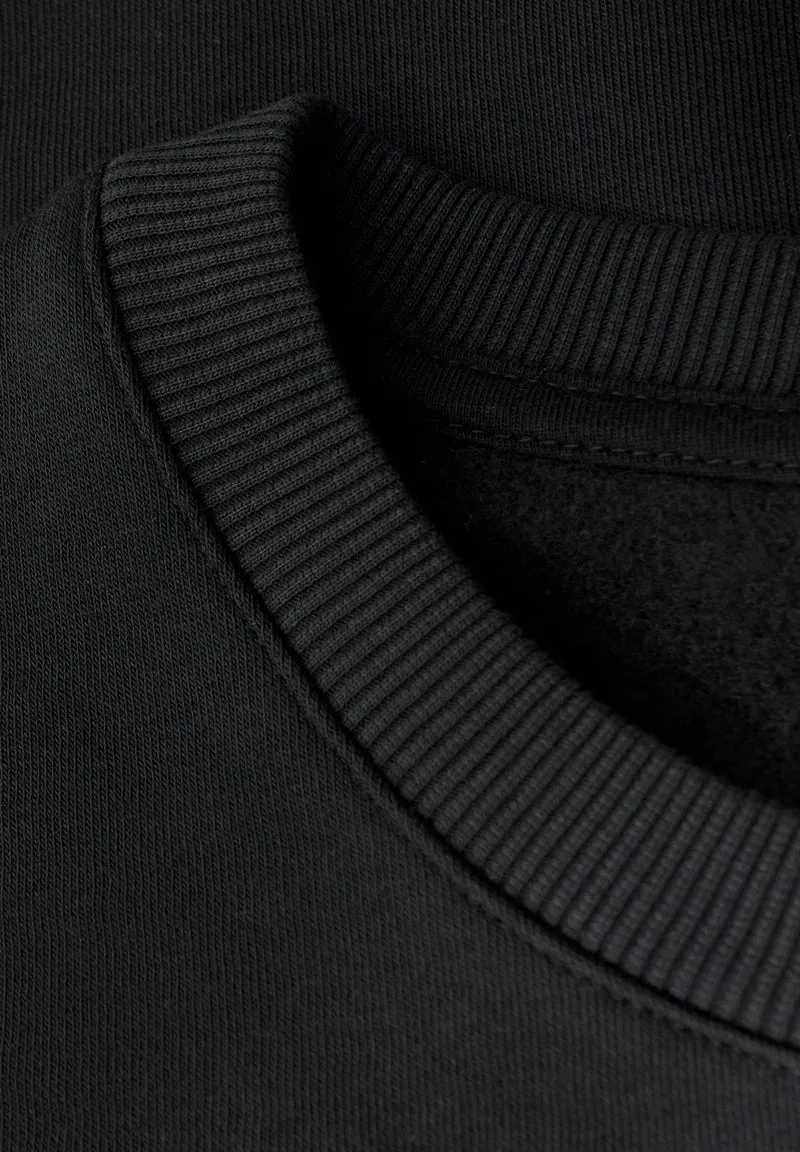 LTD QR Studio Loose Fit Crewne, Black