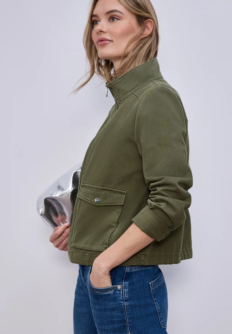 Washed Cotton Jkt w. Stand Up, Dark Vetiver Green