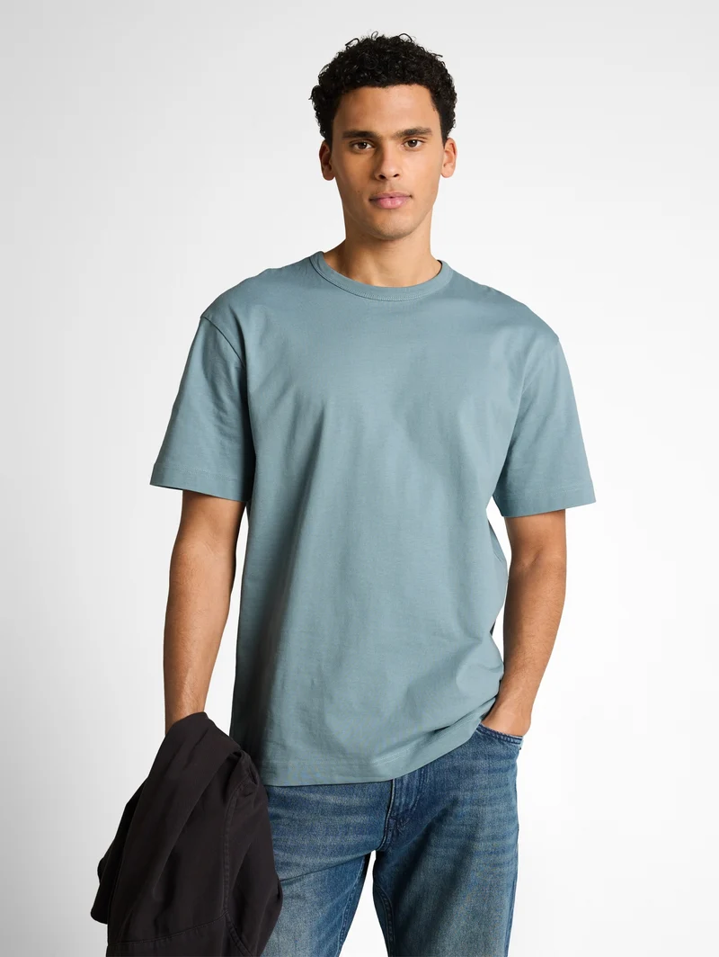 relaxed solid t-shirt, citadel blue