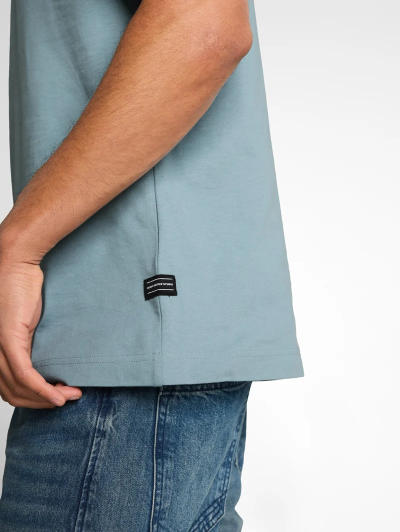 relaxed solid t-shirt, citadel blue