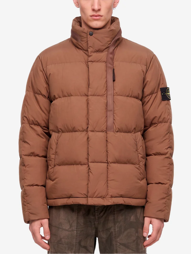 Short Down Jacket con badge Compass