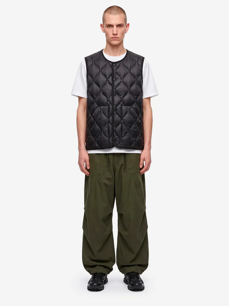 Gilet girocollo nero Military imbottito in piuma