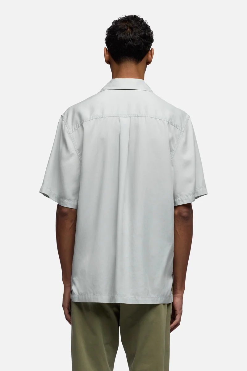SHORT SLEEVE CAMP SHIRT in Fluid Dusty Blue