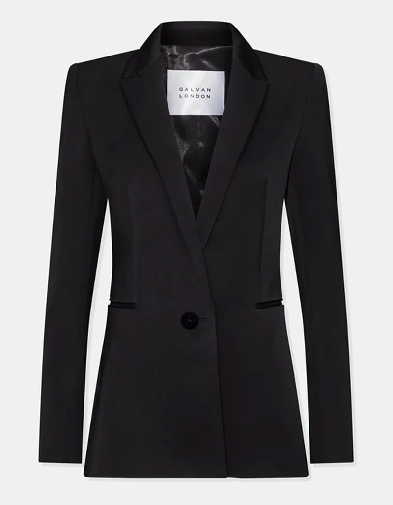 Satin-Blazer Sculpted