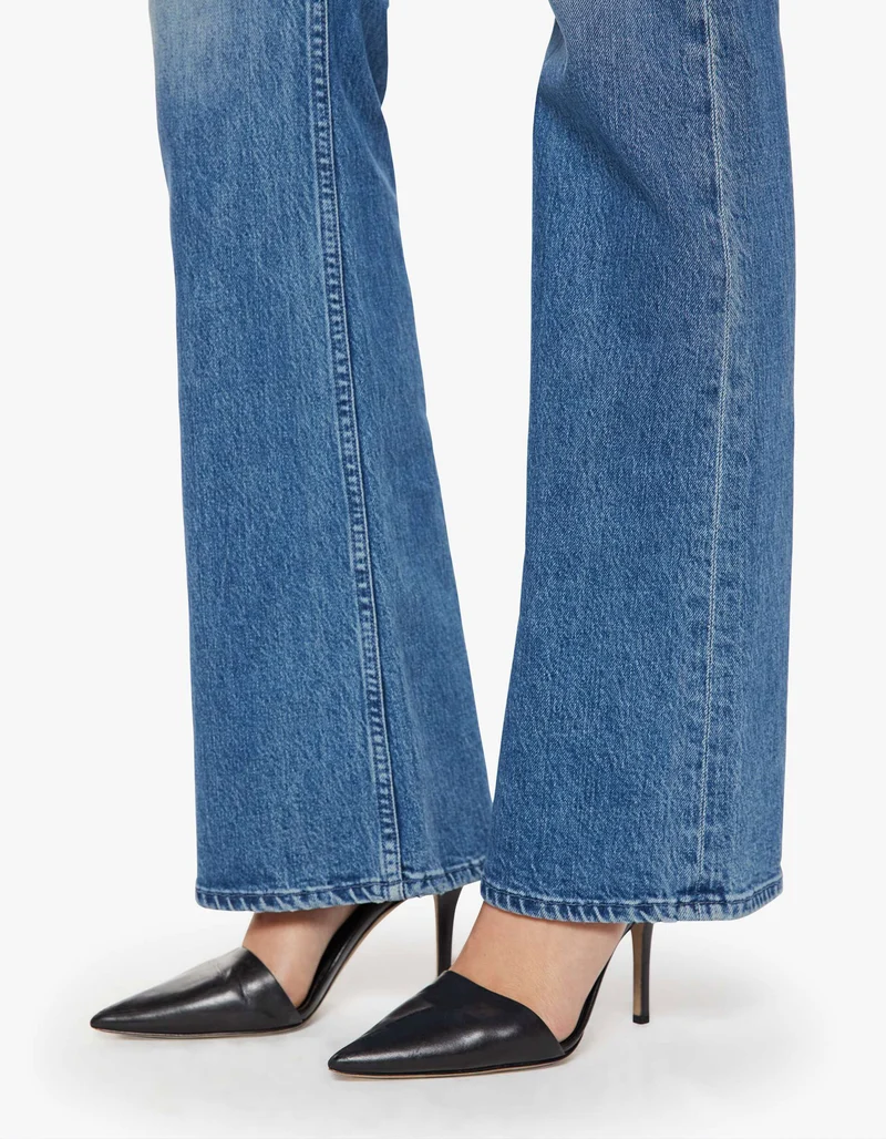 Low-Rise Flare-Leg Jeans Jinx Heel