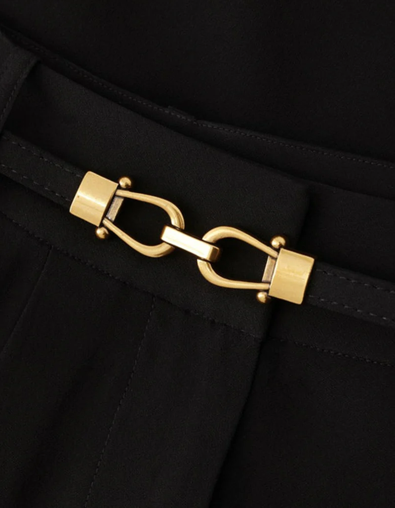 Wide-Leg Hose Belted