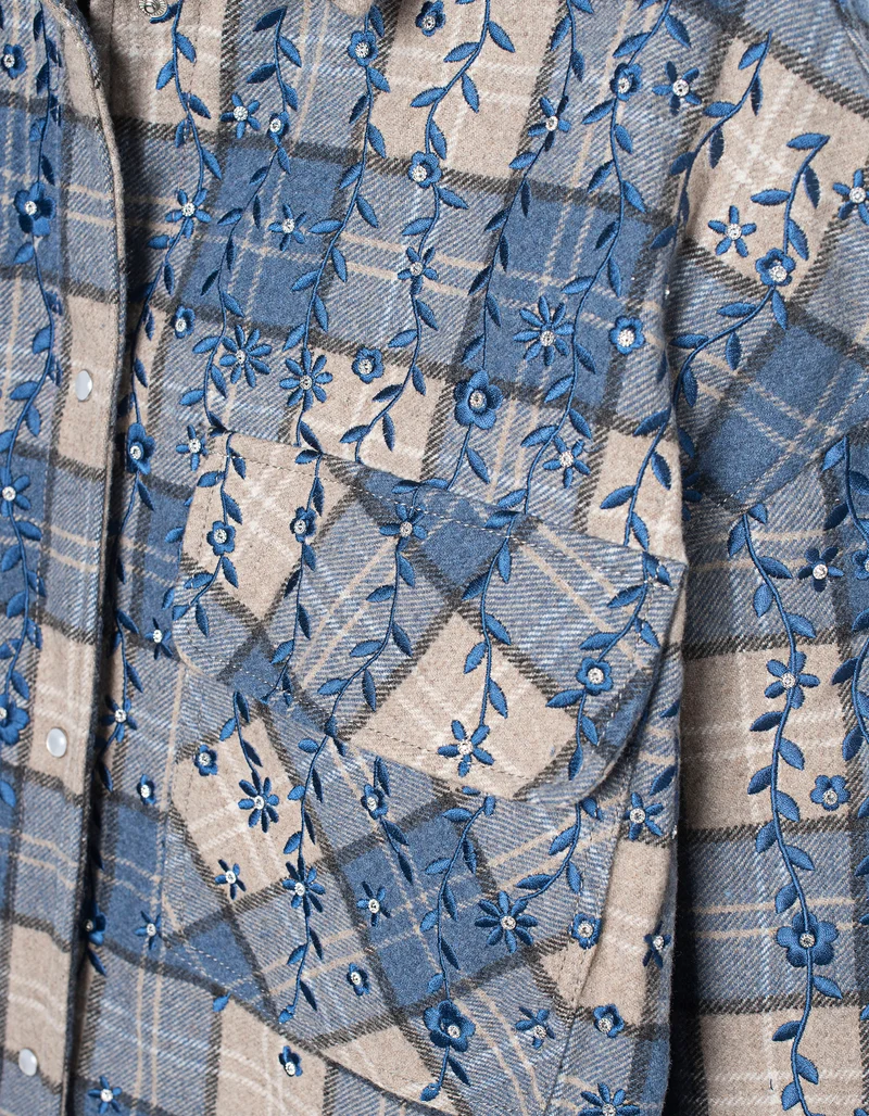 Oversize Flanell-Hemdjacke Flanella mit Stickereien