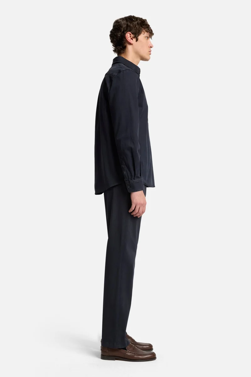 Comfort Twill Button Up Shirt In Vulcan