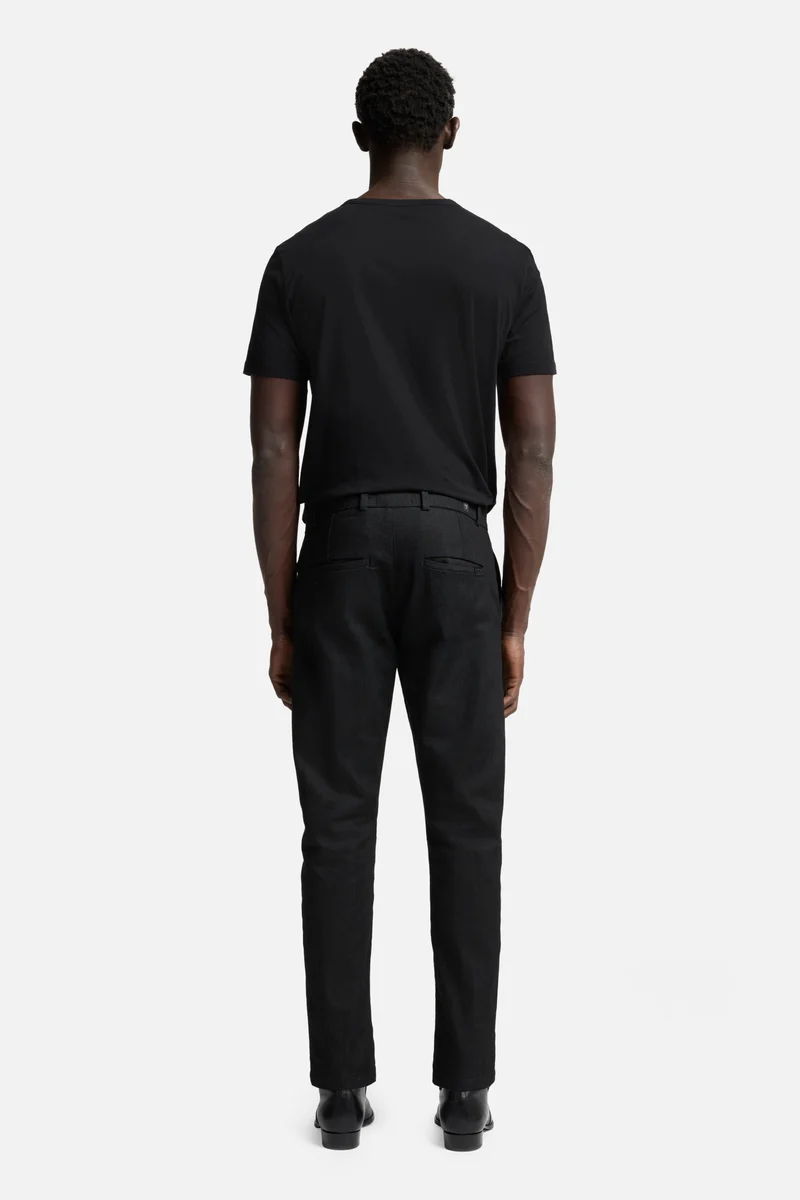 Airweft Chino In Volcano