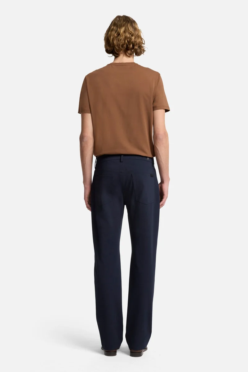 Luxe Performance Knit The Straight In Navy